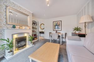 Lounge angle 5- click for photo gallery